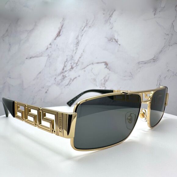 Versace Sunglasses Gold Rectangle Metal Logo Black Retro Italy 100% Authentic - Picture 16 of 16